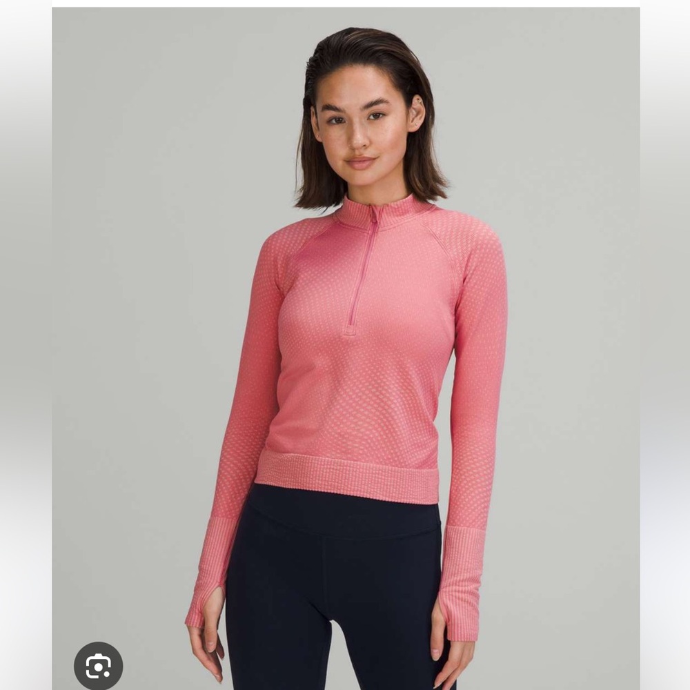 Lululemon Rest Less Cropped Half-Zip
Grid Warp Pink Blossom / Sugar Pink sz 10